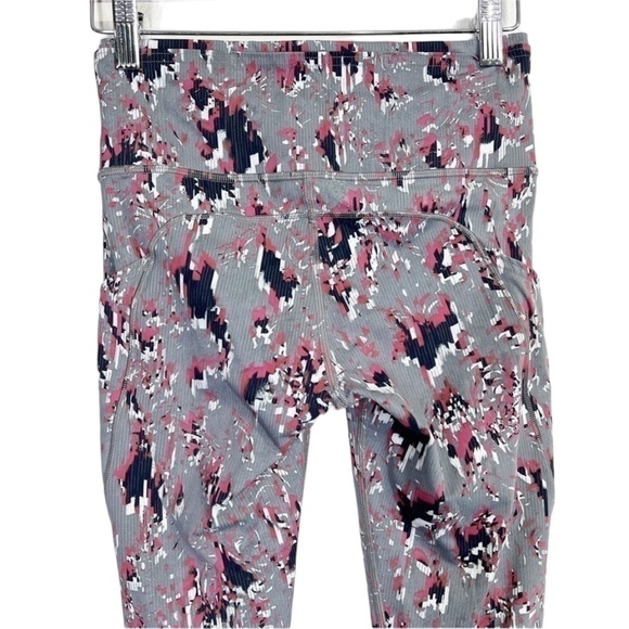 Lululemon Fast and Free High Rise Tight 25"
Floral Flux Multi size 10 - Picture 7 of 9